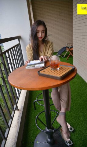 [IESS异思趣向] 2018.04.15 丝族便当218：《小羽、船袜、短丝和平底鞋》精简版 在现浏览