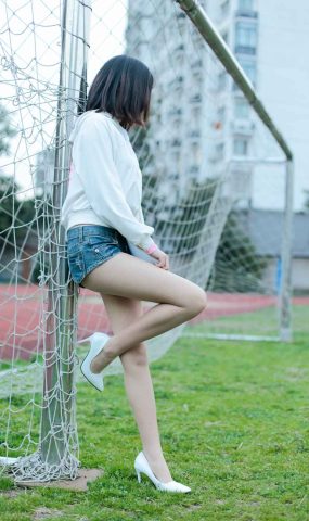 [奈丝写真] NO.034 喵璃-穿过运动场的青春气息 在现浏览