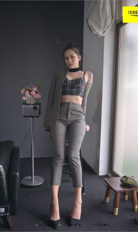 [IESS异思趣向] 2018.06.20 丝族便当241：《短往袜、长裤与职场》潇潇 在现浏览