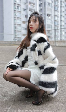 [IESS异思趣向] 耽丝 221230美子 [88P]