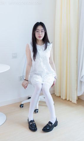 勿恋传媒 NO.1967 美兔-融化悲伤[160P]