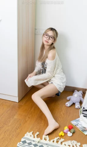 [BoBoSocks袜啵啵]NO.629 小甜豆-板鞋、纯白棉袜、油亮薄肉丝[139P]