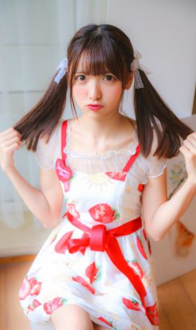 陆卿卿kyokyo – 小草莓[8P]