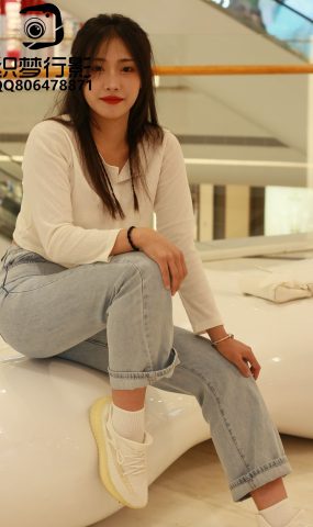 [织梦映像]NO.067 元气少女-醉卧商场君莫笑[186P]