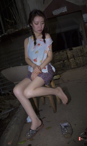 [LISS丽丝映像]NO.014 莎妹《废品垃圾站老王的女儿》[80P]