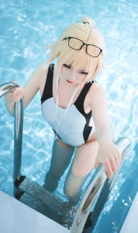 面饼仙儿  贞德泳衣[15P]