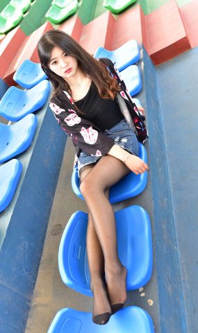 大生模拍 NO.248 操场牛仔裙黑丝[25P]