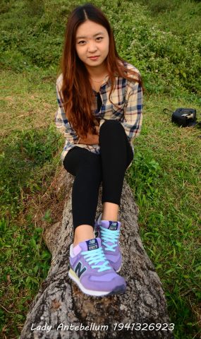 [战前女神] 美腿镁足精品摄影套图 021 (1) [84P]