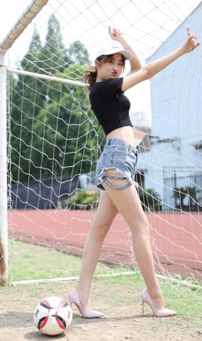 [奈丝写真] NO.118 可乐 在现浏览