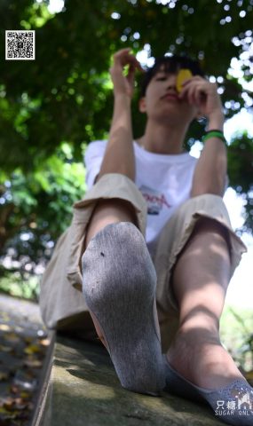 [只糖棉袜] NO.046 丸子 依然经典的帆布鞋 在现浏览