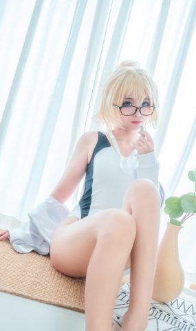 知名动漫博主@蠢沫沫 贞德  在现浏览