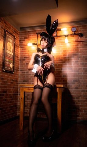 知名动漫博主@蠢沫沫 高雄兔女郎 在现浏览