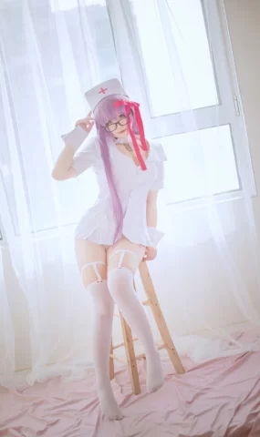 阿半今天很开心 – BB互士[25P]