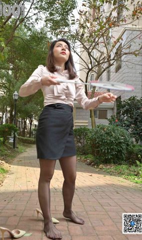 [IESS异思趣向] 一千零一夜 193 真真《打羽毛球3》[72P]