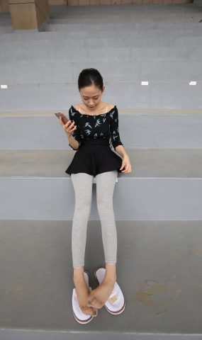 大西瓜爱牙膏-早期作品-Z3-6 空姐灰丝 (1)[67P]