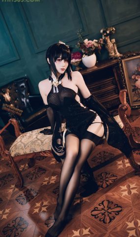 如月灰  – 碧蓝航线 镇海旗袍[22P]