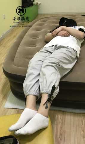 [誉铭传媒]袜足摄影 2020年《03月 幕后作品》[59P]