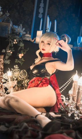 瓦斯塔亚小龙虾 – 灵魂探戈伊芙琳[12P]