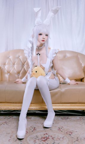 小野寺地瓜  – 恶毒白兔[13P]