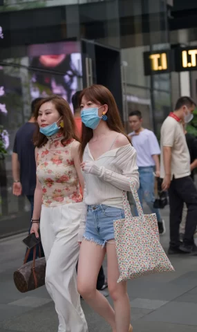 唯美街拍 NO.928 迷人de热裤女孩，我又爱了（一） [80P]