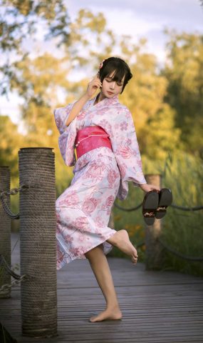 大眼萌妹@黑猫猫OvO – 和服超进化 在现浏览