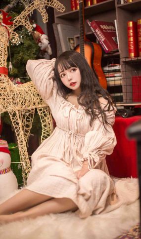 大眼萌妹@黑猫猫OvO – 圣诞 在现浏览