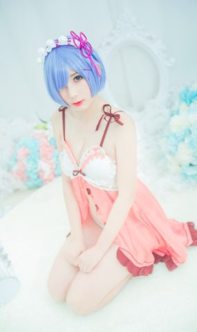 网荭主播@w黑米粥w 雷姆睡衣 在现浏览