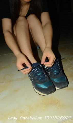 [战前女神] 美腿镁足精品摄影套图 108 [97P]