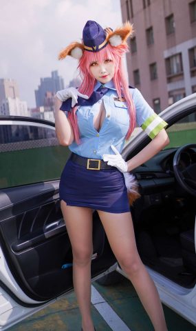 网荭Coser@KaYa萱 女警裝Ver 在现浏览