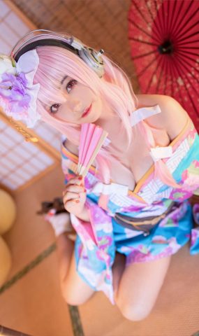 萌系小解解@蜜汁猫裘 索尼子和服 在现浏览