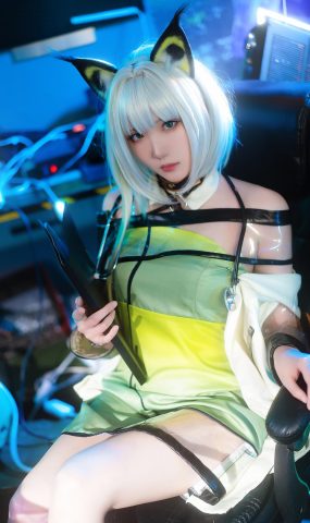 Coser瓜希醬福利 – 明日方舟 凱爾希 (Kal’tsit) [21P]