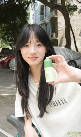 青柠映画 NO.042 – 阿慌 共享单车裸足[133P]