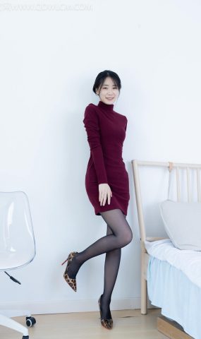 勿恋传媒 NO.2331 菜菜-高跟鞋、薄黑丝、裸足[168P]