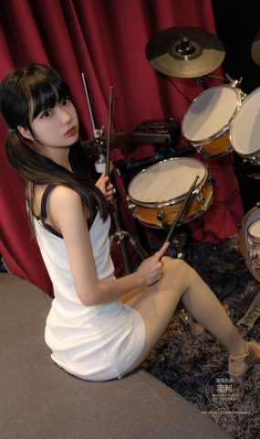 紧急企划 NO.021 出境：一只喵喵梓 肉丝[74P]