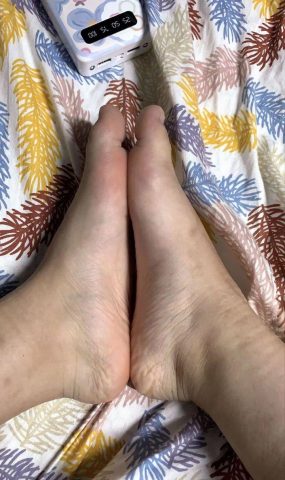 脚模面试脸足同框套路系列-079-高颜值可爱妹妹[4P]