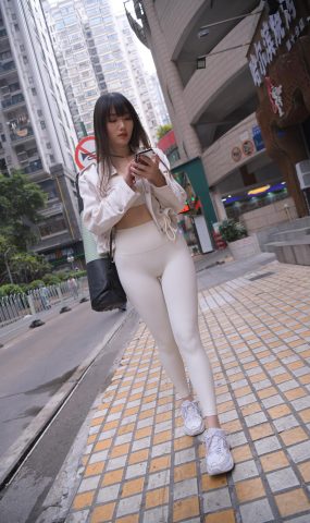 唯美街拍 NO.1103 白色瑜伽裤美女 (1) [76P]