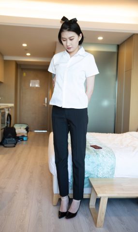 勿恋传媒 NO.697 兔兔-剪花伊人[177P]