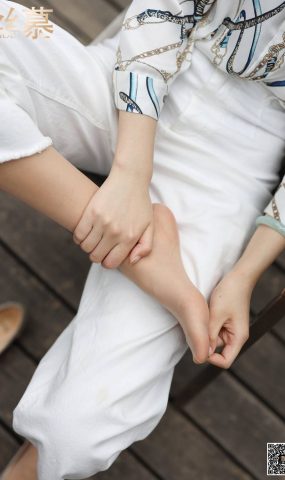 [丝慕GIRL]SM276 天天一元 可儿《白色裤里丝》在现浏览
