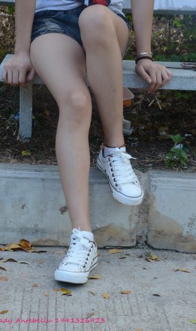 [战前女神] 美腿镁足精品摄影套图 026 (1) [96P]