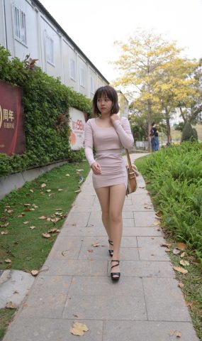 唯美街拍 NO.424 丝袜镁足小解解 1 [95P]