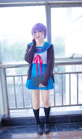 微博小解解@浅野菌子 凉宫春日的忧郁 长门有希 在现浏览