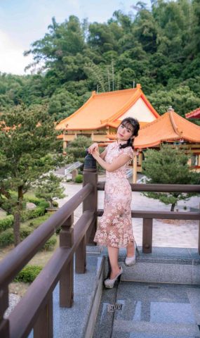 唯美街拍 NO.071 余宸 旗袍高跟美腿 [88P]