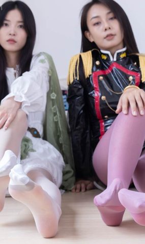 勿恋传媒 NO.2442 茯苓&岚岚-高跟鞋、短靴、薄粉丝、薄白丝套薄灰丝[164P]