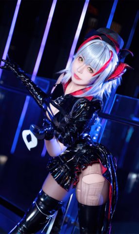 虎森森 – 明日方舟 W 怪盗[23P]