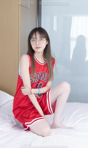 [BoBoSocks袜啵啵]NO.644 稚予-板鞋、拖鞋、薄白丝、五指薄灰丝[147P]