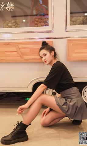 [丝慕GIRL]SM332 天天一元 菲菲《靴控体验》在现浏览