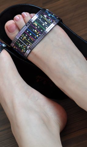 Fannie芬妮每足园 No.505 夏日足下 清爽靓丽 黑色拖鞋2[57P]