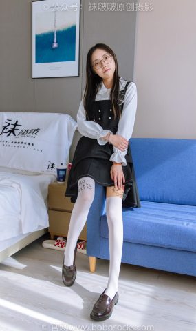 [BoBoSocks袜啵啵]NO.177 稚予-皮鞋、厚白丝（脚底猫爪印款）[140P]