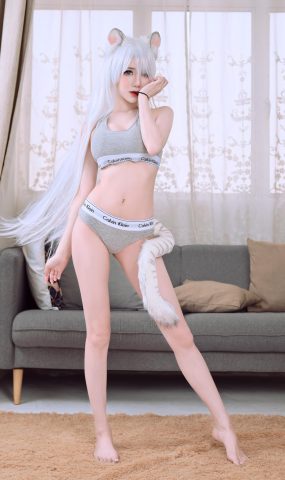 Sally Dorasnow – Calvin Klein[23P]