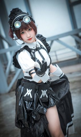 喵喵的喵吖 – 战斗女仆[12P]